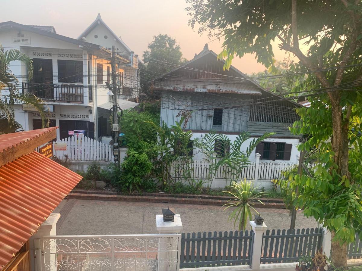 La Nuit De Laos Bed & Breakfast Luang Prabang Exterior photo