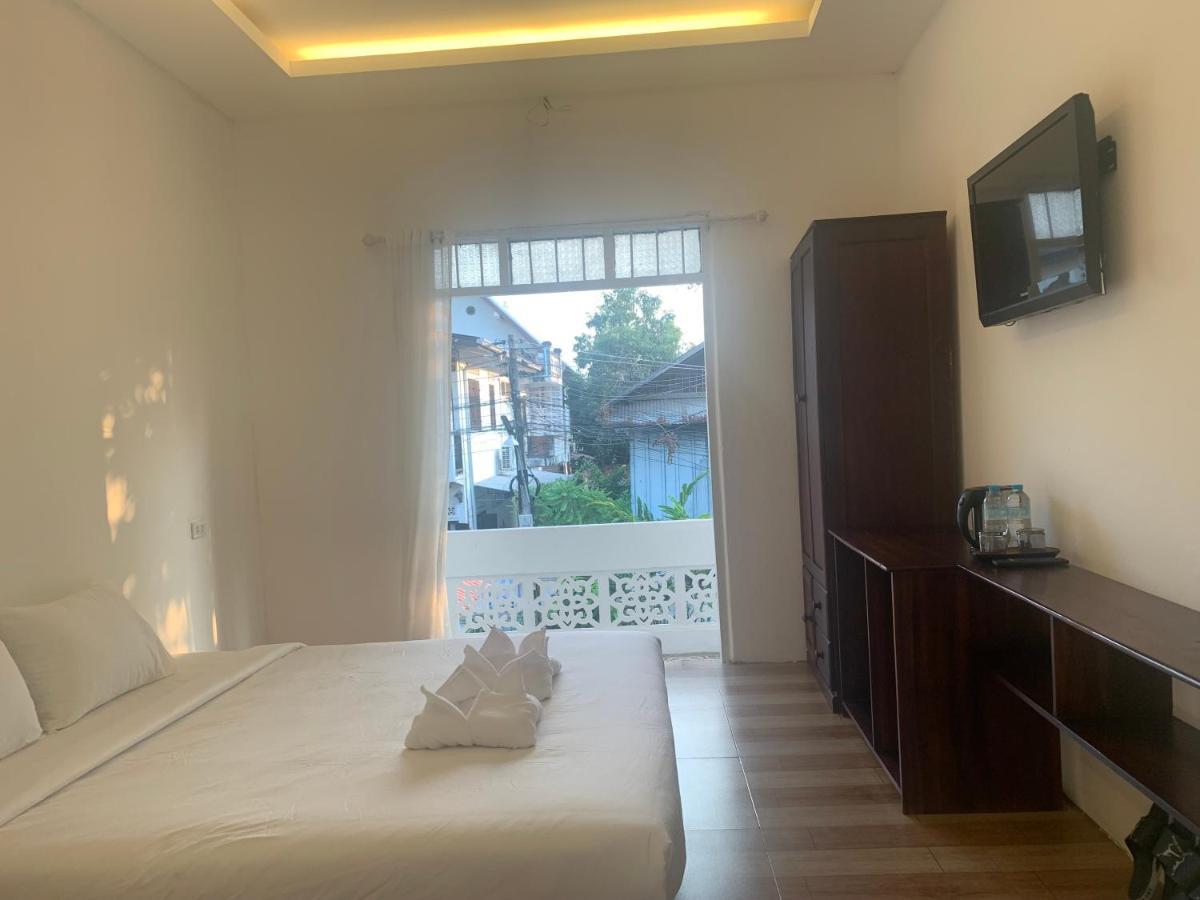 La Nuit De Laos Bed & Breakfast Luang Prabang Exterior photo