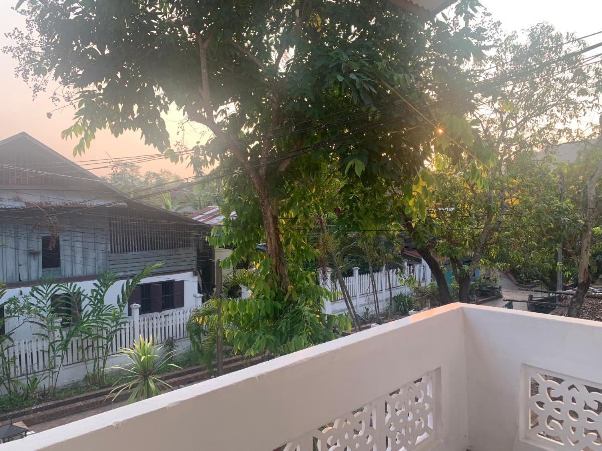 La Nuit De Laos Bed & Breakfast Luang Prabang Exterior photo